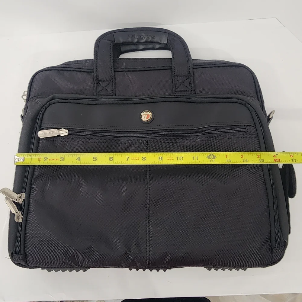 LIKE NEW Targus‎ Black Nylon Briefcase/Attache/ Organizer Bag